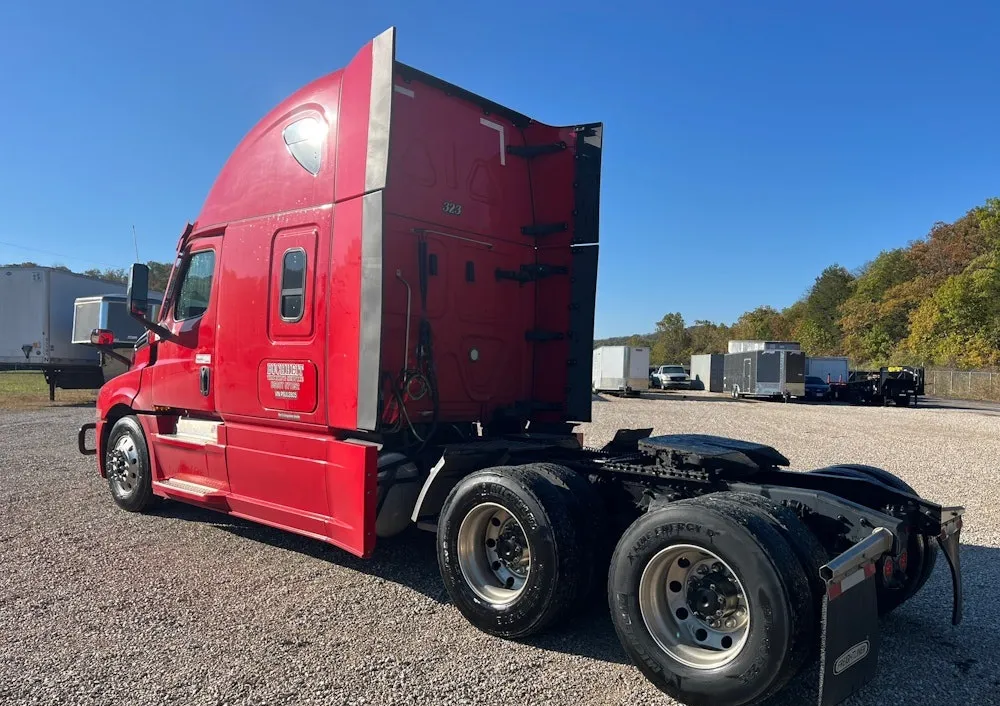 2023 Freightliner Cascadia T/A